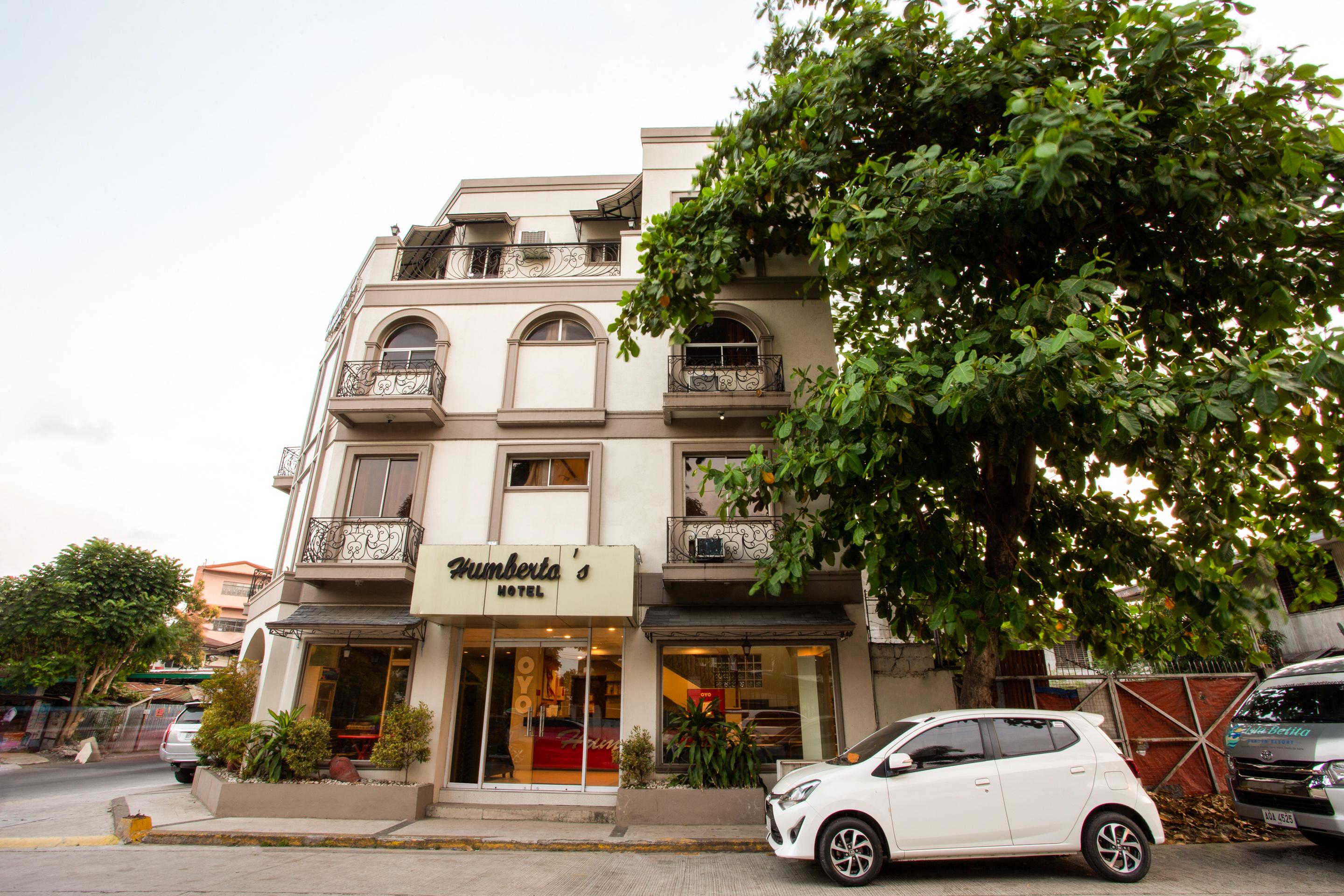 Oyo 414 Humberto'S Hotel Davao Luaran gambar
