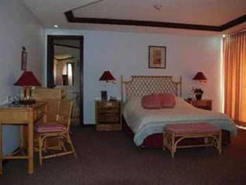 Oyo 414 Humberto'S Hotel Davao Luaran gambar